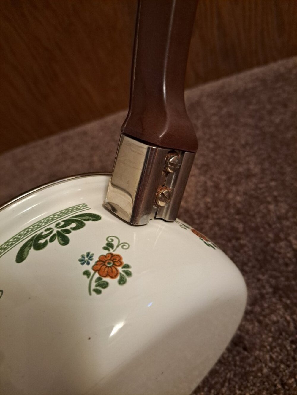 Villeroy & Boch vintage enamel saucepan featuring iconic "Alt Amsterdam" pattern - Picture 12 of 14